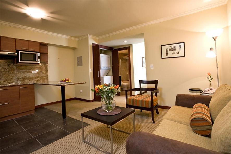 Hotel Stubel Suites & Cafe Quito Luaran gambar