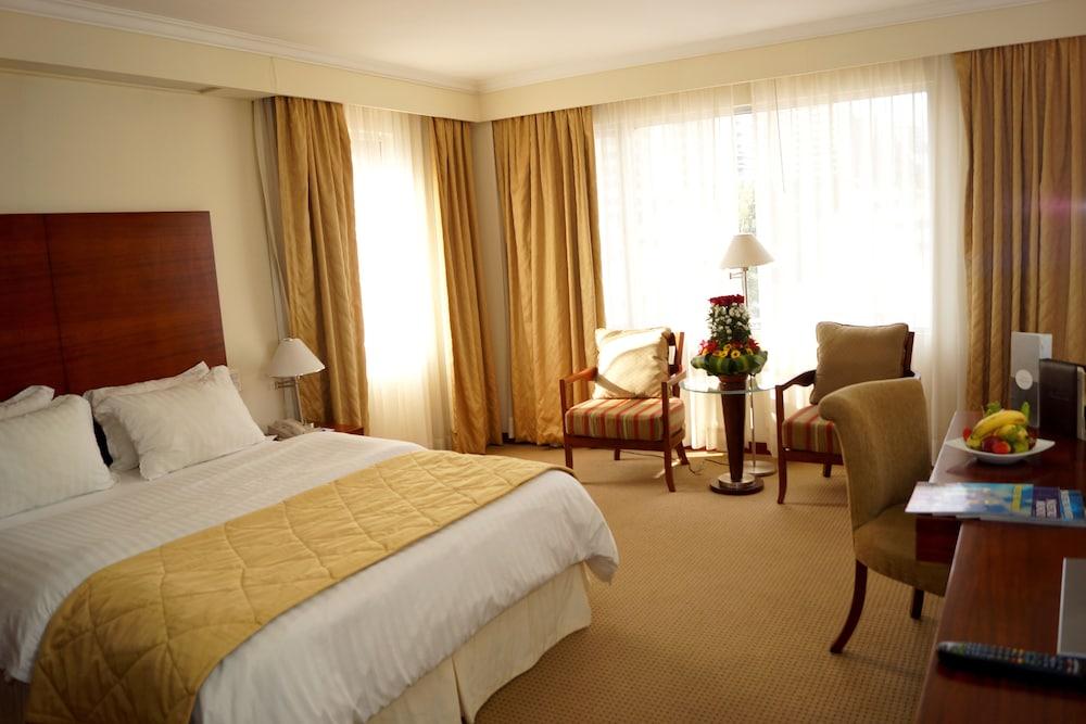 Hotel Stubel Suites & Cafe Quito Luaran gambar