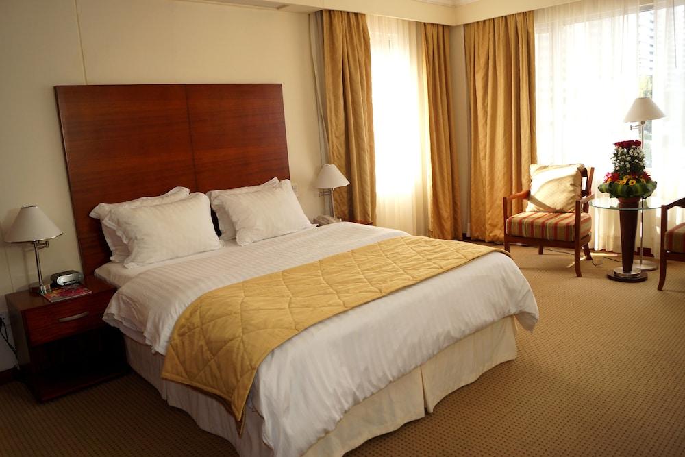Hotel Stubel Suites & Cafe Quito Luaran gambar
