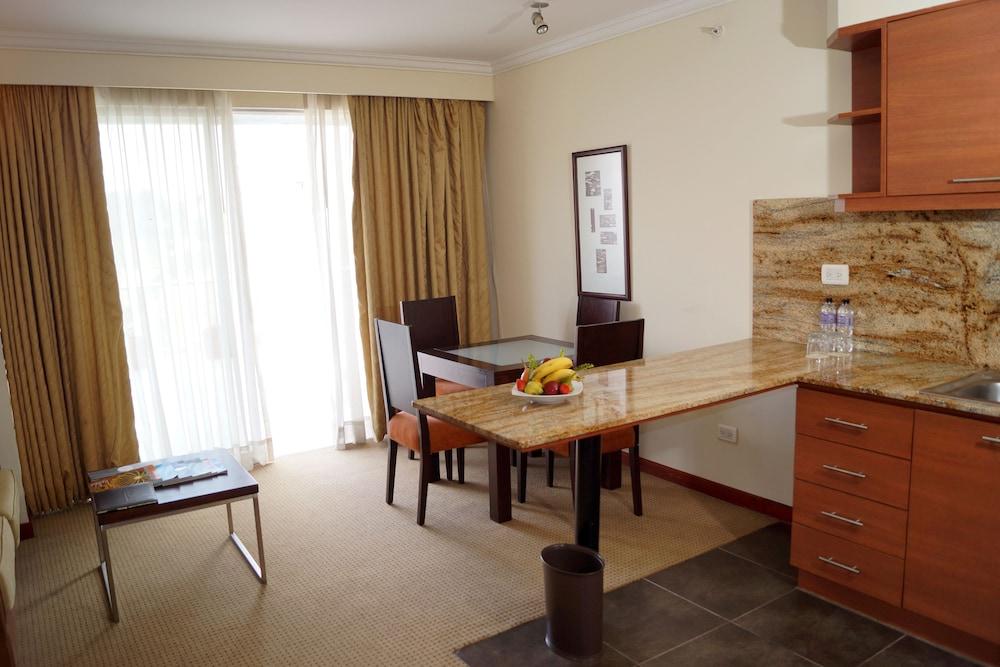 Hotel Stubel Suites & Cafe Quito Luaran gambar