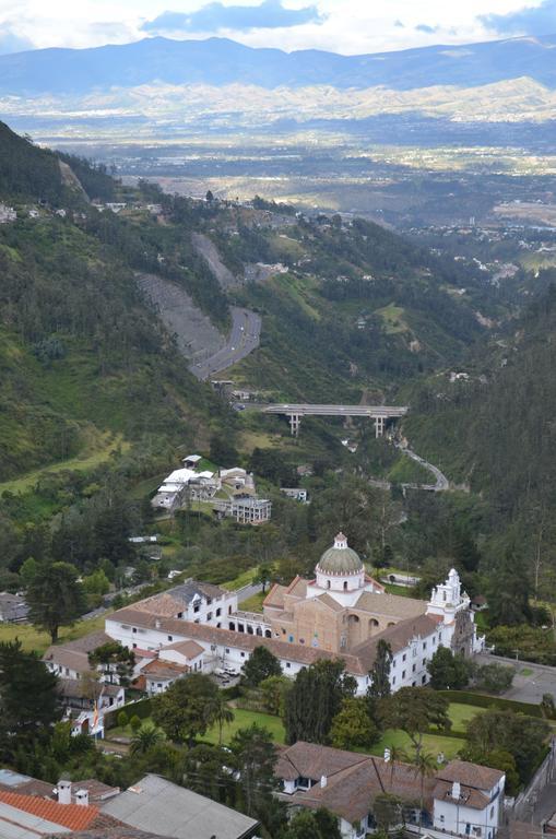 Hotel Stubel Suites & Cafe Quito Luaran gambar