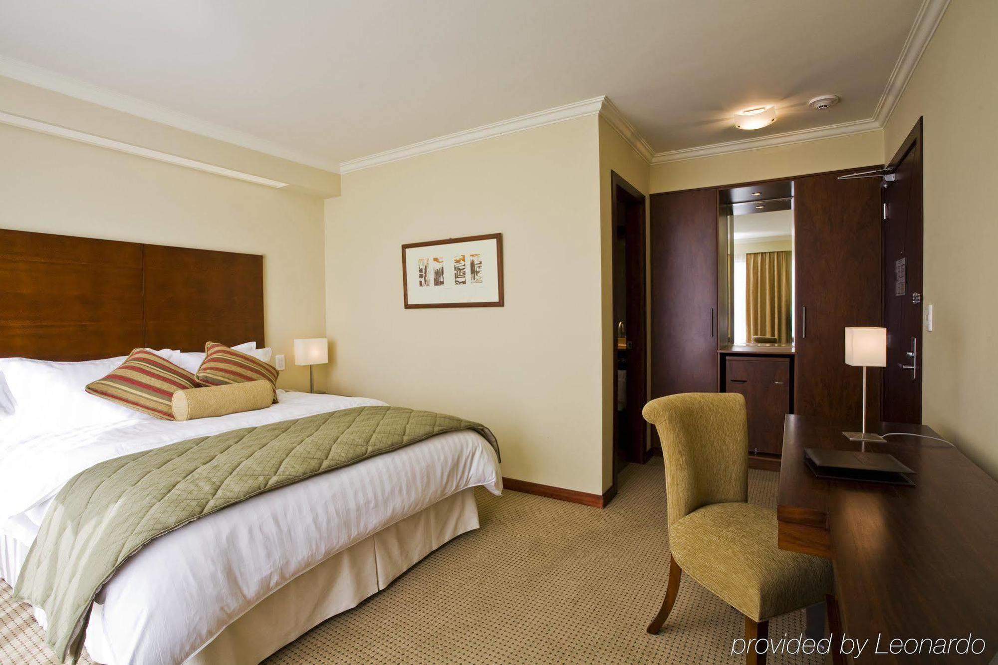 Hotel Stubel Suites & Cafe Quito Luaran gambar